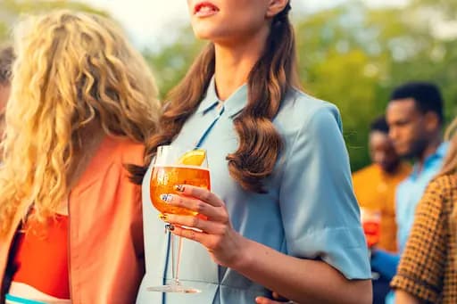 Набор Аперитив Aperol Aperetivo 11% 0.7 л + Вино полуигристое Moinet Prosecco Frizzante DOC белое полусухое 0.75 л - фото 12