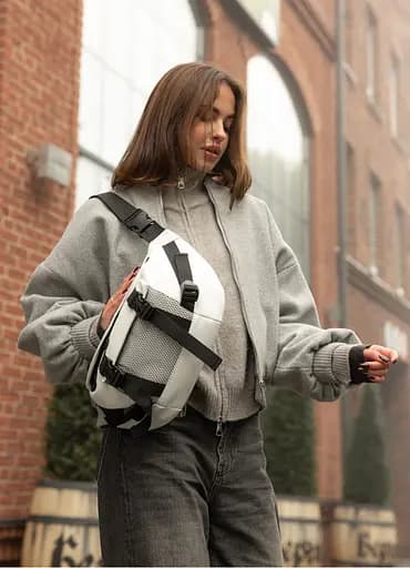 Большая женская поясная сумка бананка Sambag DynamicDart белая 38×21×7 см (80411008) - фото 6