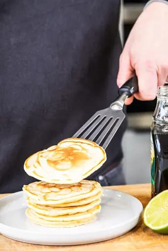 Лопатка з прорізами KitchenAid Classic 31.8 см чорний (KCG024OHOBE) - фото 4