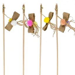 Іграшка  для котів Agility Бантик вудочка дерев'яна з бубонами та дзвіночком в асортименті 40 см