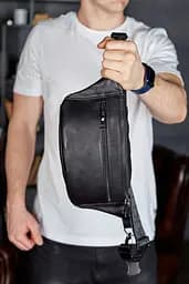 Стильна чоловіча бананка з натуральної гладкої шкіри Tiding Bag 14х25х10 для телефону NM-50358 чорна 25 см - мініатюра 3