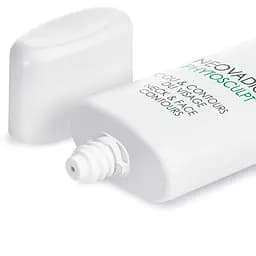 Антивіковий крем-догляд Vichy Neovadiol Phytosculpt для зони шиї декольте та овалу обличчя 50 мл (MB136600) - мініатюра 4