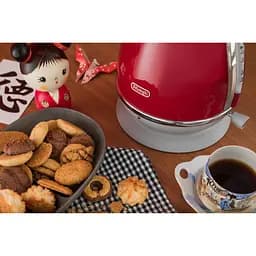 Електрочайник DeLonghi KBOC 2001 red 1.7 л (00000017910) - мініатюра 9