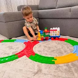 Ігровий набір Kiddieland Паровозик з тваринами, з конструктором та залізницею (061853) - мініатюра 6