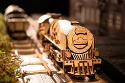 Механічний 3D Пазл Ukrainian Gears Локомотив з тендером V-Експрес, 538 елементів (70058) - мініатюра 11