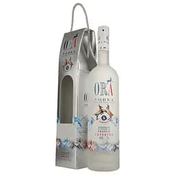 Горілка Ora, у подарунковій упаковці, 40%, 0,7 л