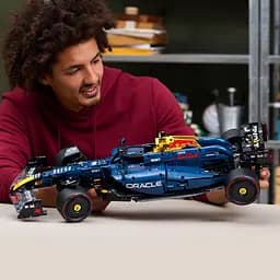 Конструктор LEGO Technic Автомобіль F1 Oracle Red Bull Racing RB20, 1639 деталей (42206) - мініатюра 9