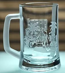 Пивний келих з ручкою 660 мл ГТАз гравіюванням  кружка Grand Theft Auto Подарунок геймеру GTA