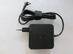 Блок живлення Asus 65W 19V, 3.42A, роз'єм 4.5/3.0 (pin inside) квадратний мережевий