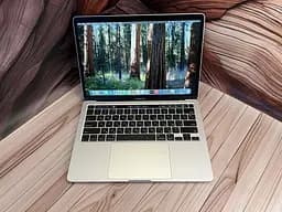 Ноутбук Apple MacBook Pro 13" 2020 i7/32GB/512GB (C02DR2ADML87) Б/в