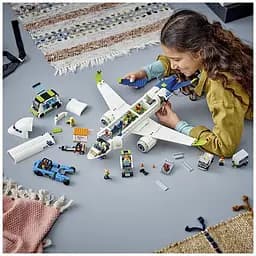 Конструктор LEGO City Пасажирський літакт, 913 деталей (60367) - мініатюра 8
