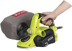 Рубанок Ryobi EPN6082CHG + сумка