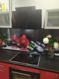 Кухонний фартух самоклеючий Червона орхідея Чорне каміння наклейка ПВХ чорний 60х250 см Happy Pocket Z180368 - мініатюра 5