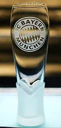 Пивний келих крафтовий 440 мл ФК Bayern München Бавария з гравіюванням подарунок для фаната футбольна кружка