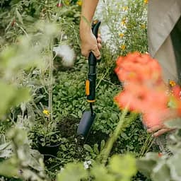 Совок для квітів Fiskars OneClick 7.3 см + ручка 29 см (1080722) - мініатюра 2