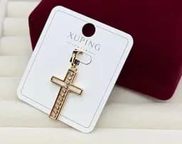 Хрестик гіпоалергенний Xuping з медичного золота гіпоалергенний хрест біжутерія на щодень жіночі прикраси