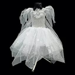 Сукня Фроузен дитяча зі шлейфом та брошкою