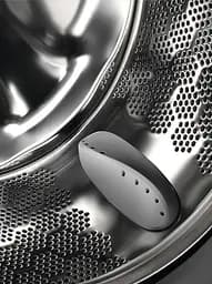 Пральна машина Electrolux з фронтальним завантаженням EW6F348SAU, 8кг, 1400, A+++-30%, Пар, глибина 66см, Автодоз, Дисплей, Інвертор, Білий (EW6F348SAU) - мініатюра 3