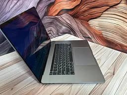 Ноутбук Apple MacBook Pro 16" i7-9750H/32/512 (C02DR632MD6R) Б/в - мініатюра 4