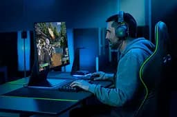Гарнітура Razer BlackShark V2 Wired + USB Mic Enhancer 3.5 мм Black (RZ04-03230100-R3M1) - мініатюра 2
