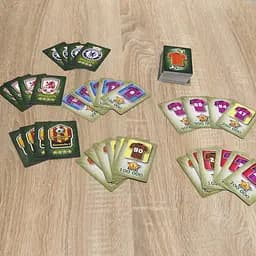 Настільна гра Artos Games Футбольний клуб 100 карток футболістів (0963) - мініатюра 6