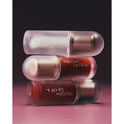 Глянцева олія-тінт для губ AXIS-Y Vita Glow Lip Oil Chilled Berry 4.5 г - мініатюра 6
