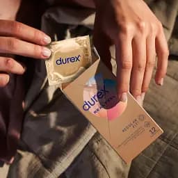 Презервативи нелатексні Durex Real Feel 12 шт. - мініатюра 6