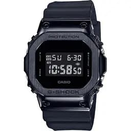 Чоловічий годинник Casio GM-5600UB-1ER