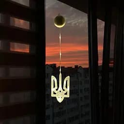 Світлодіодна гірлянда світильник набір фігурок «Український Тризуб» 10 лед з батарейками на вікно - мініатюра 2