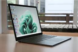Ноутбук Microsoft Surface Laptop-5 13.5' PS Touch, Intel i7-1265U, 32GB, F1TB, UMA, Win11P, чорний (VT3-00001) - мініатюра 2