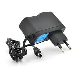 Блок питания Merlion зарядный 9 V 2 ампера для Планшетов 9 вольт 5.5/2.5 мм