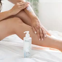 Лосьйон для тіла зволожувальний Alma K Hydrate Moisturizing, 250 мл (107171) - мініатюра 2