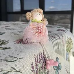 Великодня декоративна лялька рожева з квіткою MIS LT