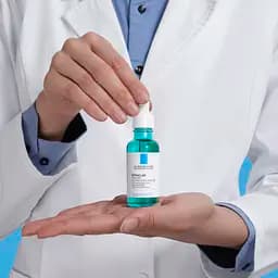 Ультраконцентрована сироватка La Roche-Posay Effaclar з ефектом пілінгу для жирної проблемної шкіри 30 мл - мініатюра 7