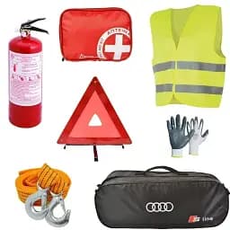 Набір автомобіліста Audi S-Line легковий чорний 01-140-Л