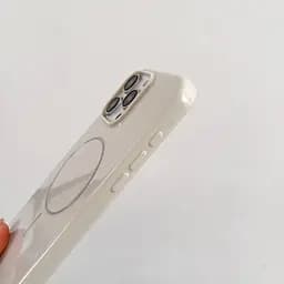 Чохол для iPhone 16e з MagSafe, захисний, глянцевий, з м’якою підкладкою, бежевий - мініатюра 5