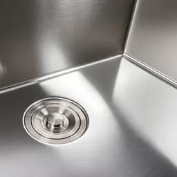 Кухонна мийка Platinum Handmade нержавійка 65x45 (сифон круглий 3.0/0.8) - мініатюра 5