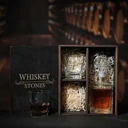 Подарунковий набір віскі Whiskey Stones №12 у дерев'яному пеналі - графін Pasabahce + склянки Baltic - мініатюра 4