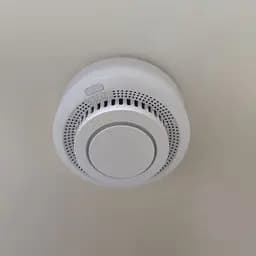 Wi-Fi датчик диму Tuya Smoke Detector з сиреною та оповіщенням на смартфон білий без упаковки - мініатюра 9