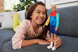 Лялька Barbie Кен Модник у світшоті в стилі печворк (GRB88) - мініатюра 7