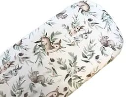 Непромокаемая простынь Moontime в коляску "Олени с зайчиками"