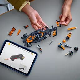 Конструктор LEGO Speed ​​Champions Автомобіль для перегонів McLaren F1 269 деталей (77251) - мініатюра 6
