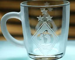 Скляна чашка 350 мл ФК Динамо Київ з гравіюванням подарунок для фаната  футбольна кружка