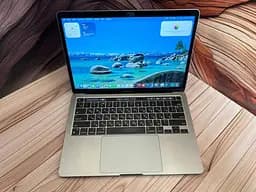 Ноутбук Apple MacBook Pro 13" 2020 A2337 M1/16/256 (C02GN1EMQ05N) Б/в