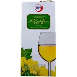Вино Повна Чарка Мускат Нежный, белое, полусладкое, 1 л