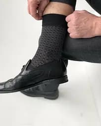 Носки с принтом клетки высокие бесшовные качественные ORGANIC cotton JILL ANTONY Черный, 42-43