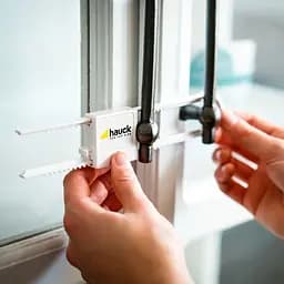 Блокіратор розпашних дверей Hauck 1 Close Me 2 шт. (61854-7) - мініатюра 3