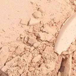 Пудра для обличчя Lumene Stay Luminous Matte Powder відтінок 2, 10 г - мініатюра 2