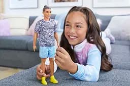 Лялька Кен Barbie Модник у футболці з візерунком пейслі (HJT09) - мініатюра 5