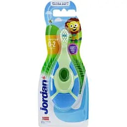 Детская зубная щетка Jordan Step 1 экстрамягкая 0 - 2 года синяя с зеленым (6220100)
